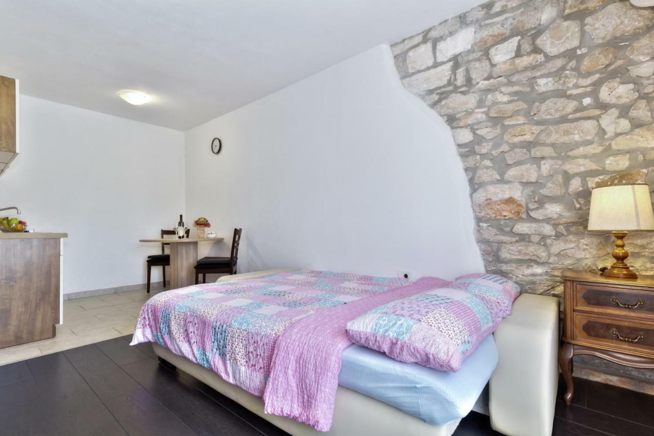 Apartmani Anna Умаг Экстерьер фото
