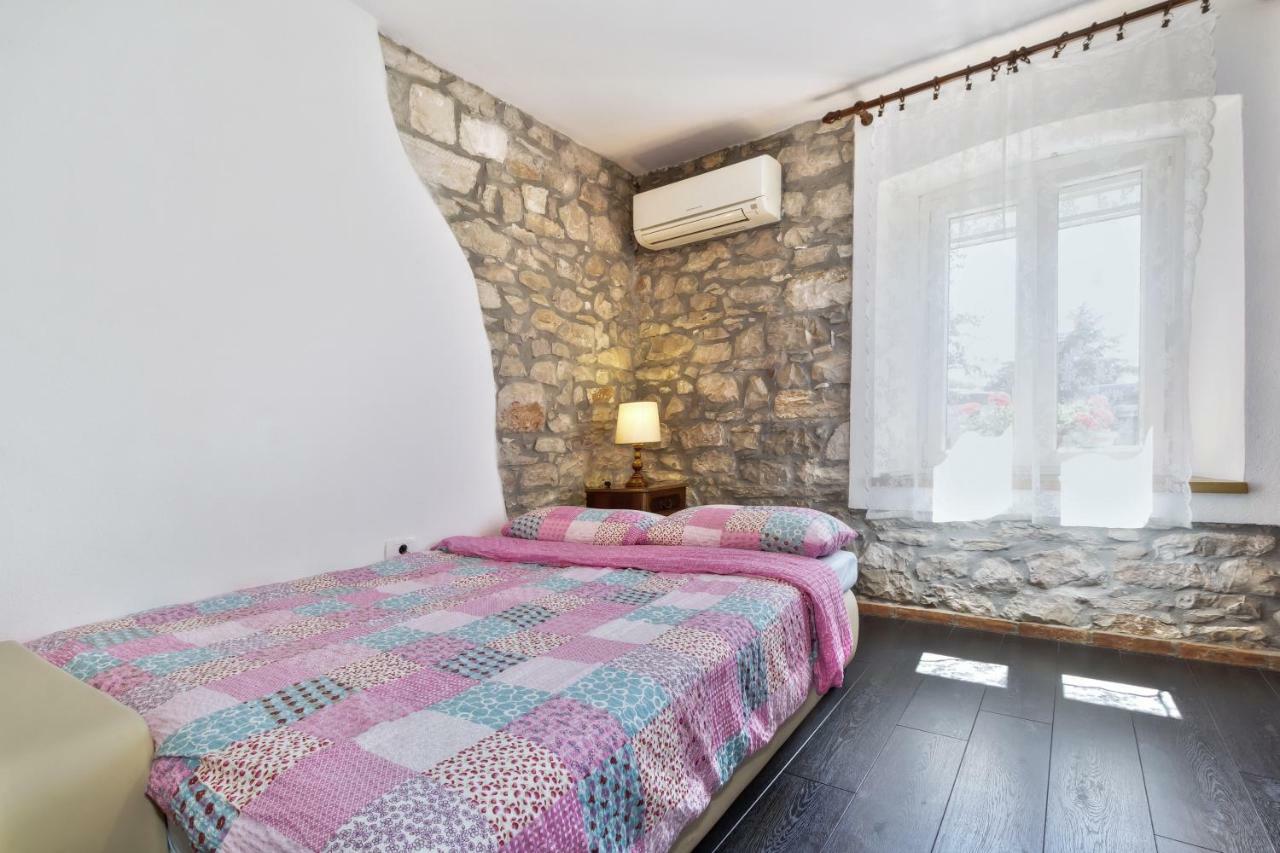 Apartmani Anna Умаг Экстерьер фото